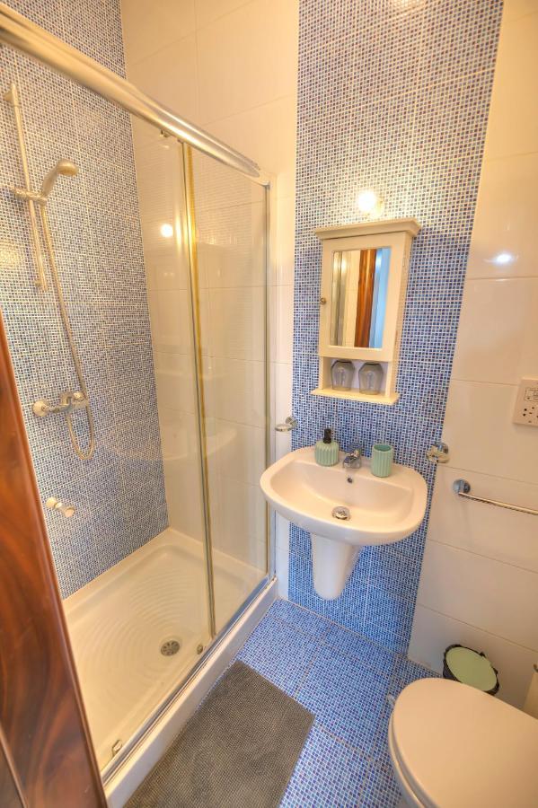 Large And Modern 2Bedroom With Balcony Glub1-1 Gżira Kültér fotó