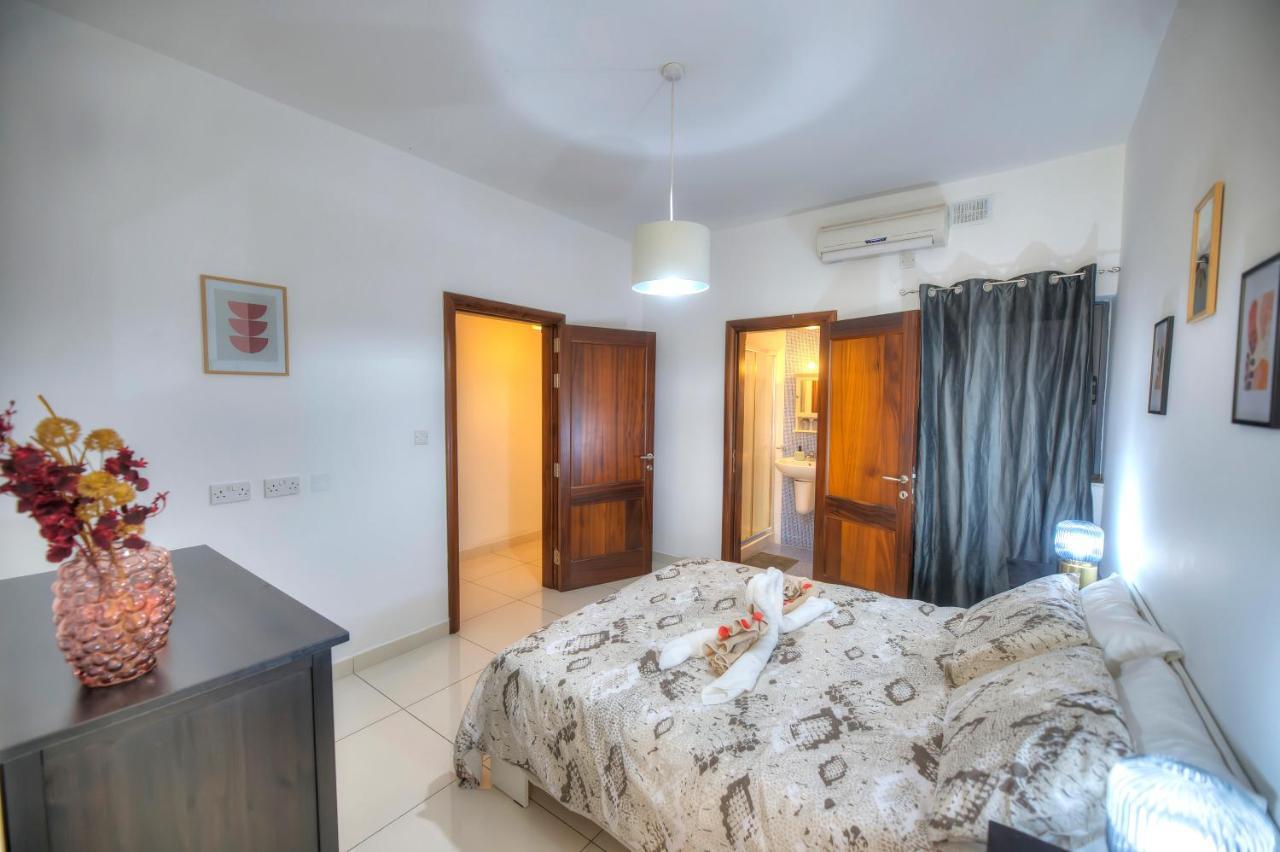 Large And Modern 2Bedroom With Balcony Glub1-1 Gżira Kültér fotó